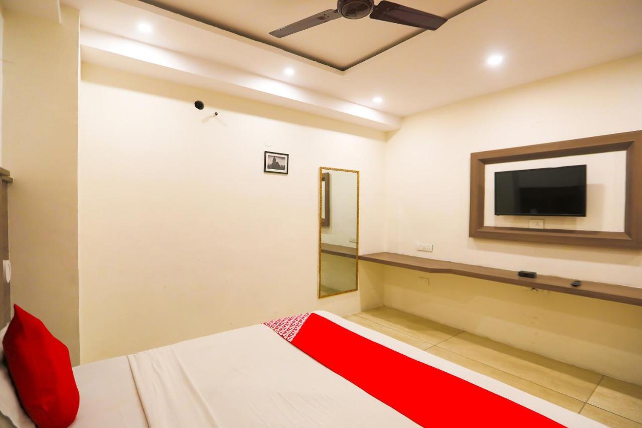 Oyo 62700 Hotel Surya Inn Panipat Exterior photo